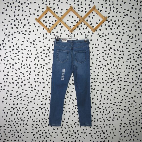 Epic Threads Aster Wash Denim Girls Skinny Jeans - Picture 3 of 7